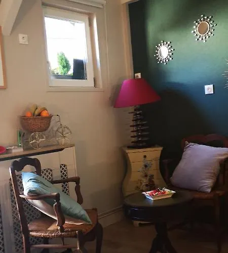 Vendégház La Cour Du Puits Maxime Cormeilles